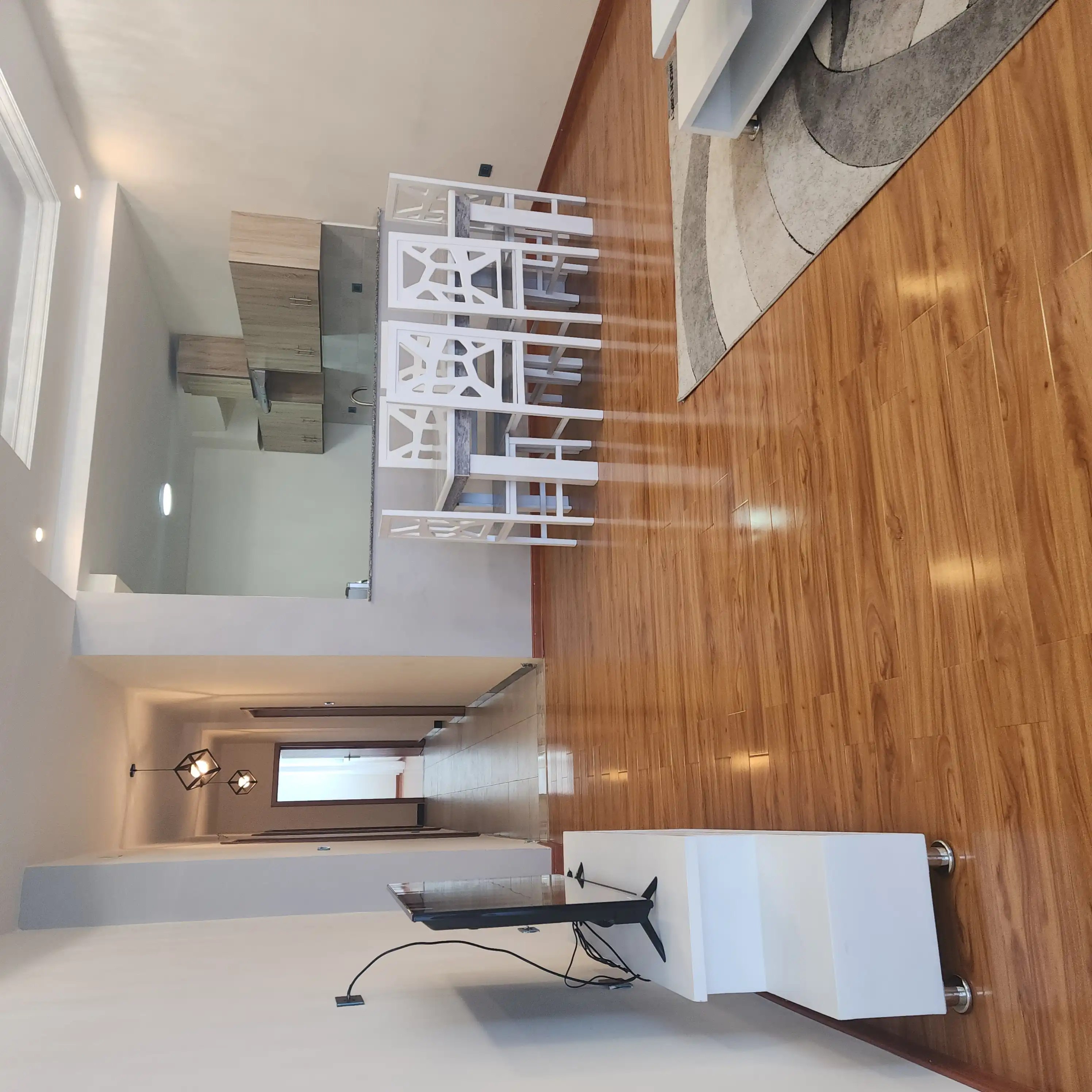Luxury 3-Bedroom Suite - Thumbnail 2